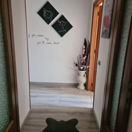 カスティリオーネ・デル・ラーゴAi Piedi Del Centro Storicoアパートメント エクステリア 写真